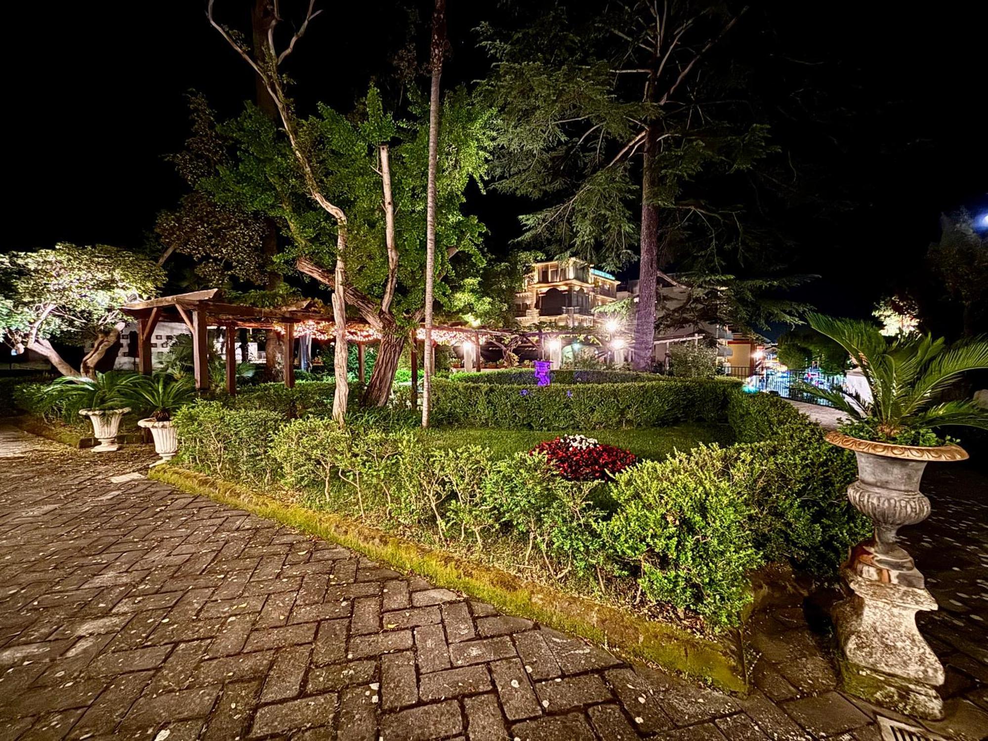 Hotel Relais La Rupe à Sorrente Extérieur photo